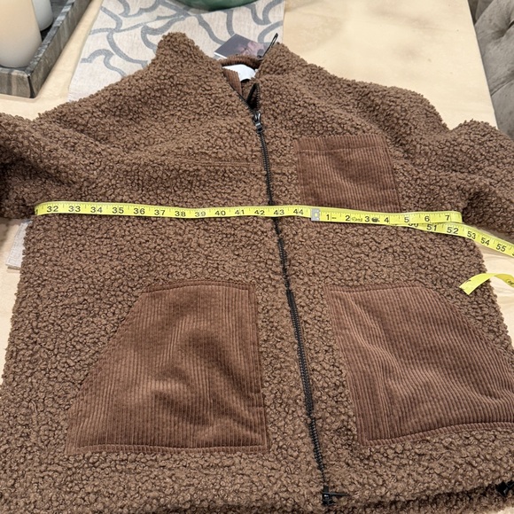 Onia Sherpa Jumbo Corduroy Shacket - Picture 11 of 12